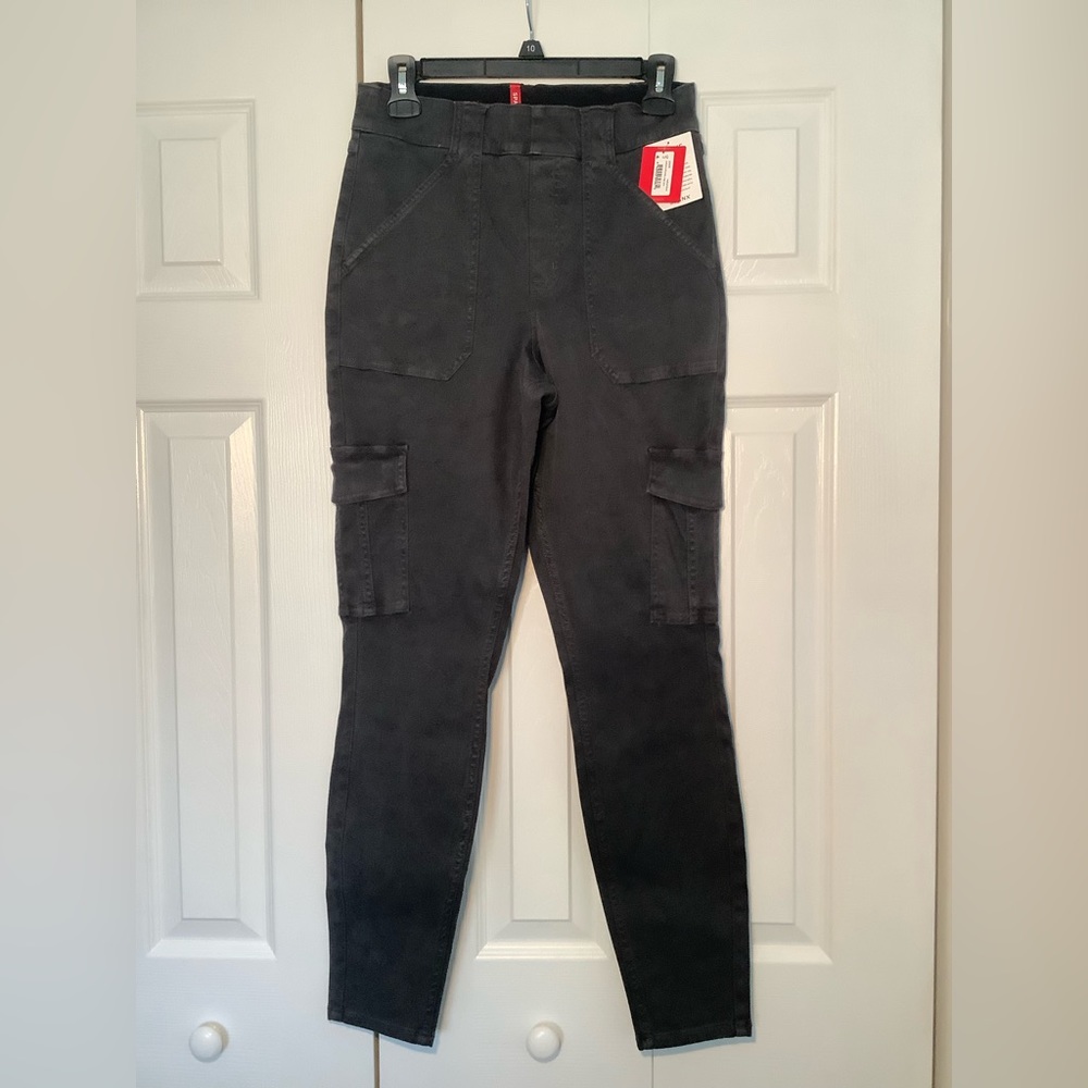 Spanx Stretch Twill Ankle Cargo pants Large